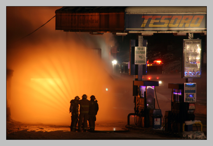 When I saw this scene developing, I scrambled to frame it tight with the identifying Tesoro sign.