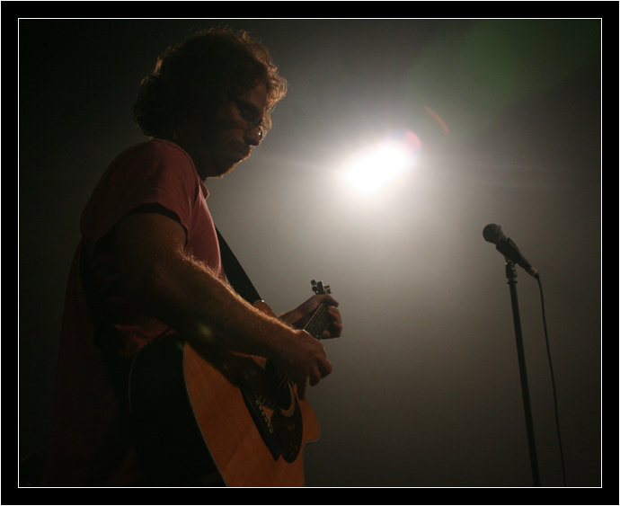 Jonathan Coulton and a mic